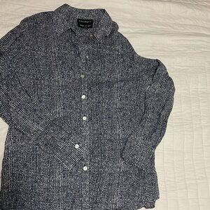 Foxcroft wrinkle free shaped fit blouse- Navy and white